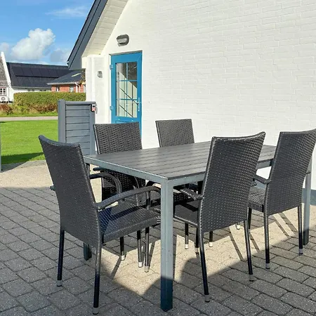 Casa de Férias 2 Bedroom Awesome In