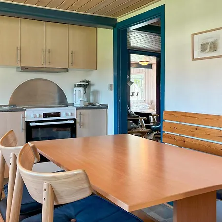 Casa de Férias 2 Bedroom Awesome In *